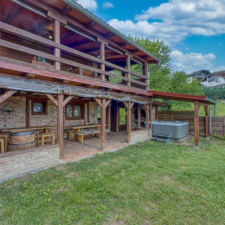 Holiday Home Primus Jastrebarsko Exterior foto