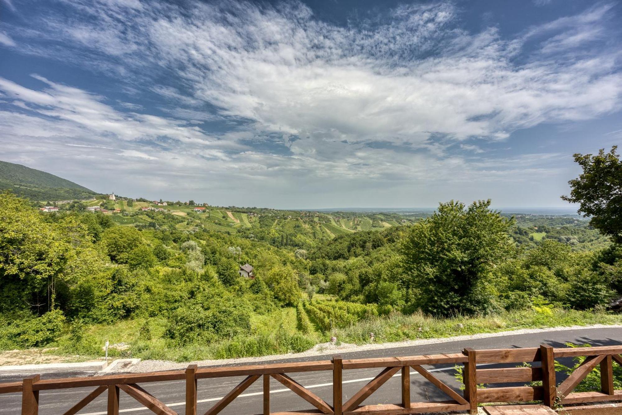 Holiday Home Primus Jastrebarsko Exterior foto