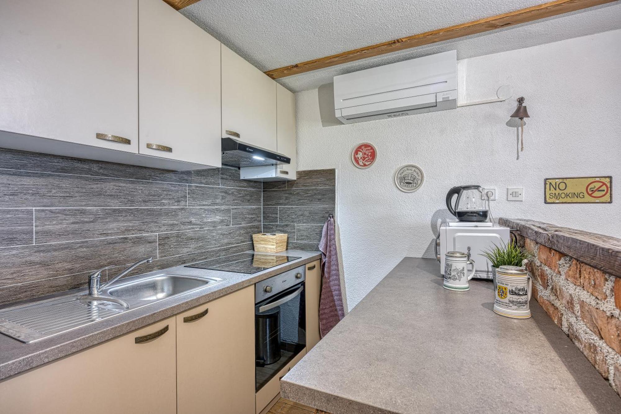 Holiday Home Primus Jastrebarsko Exterior foto