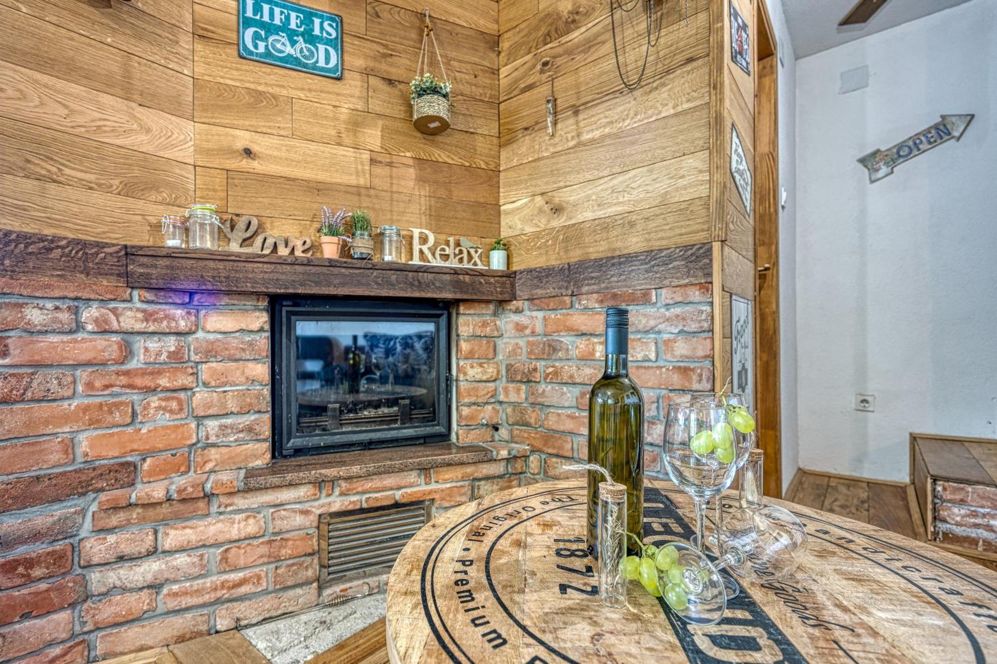 Holiday Home Primus Jastrebarsko Exterior foto